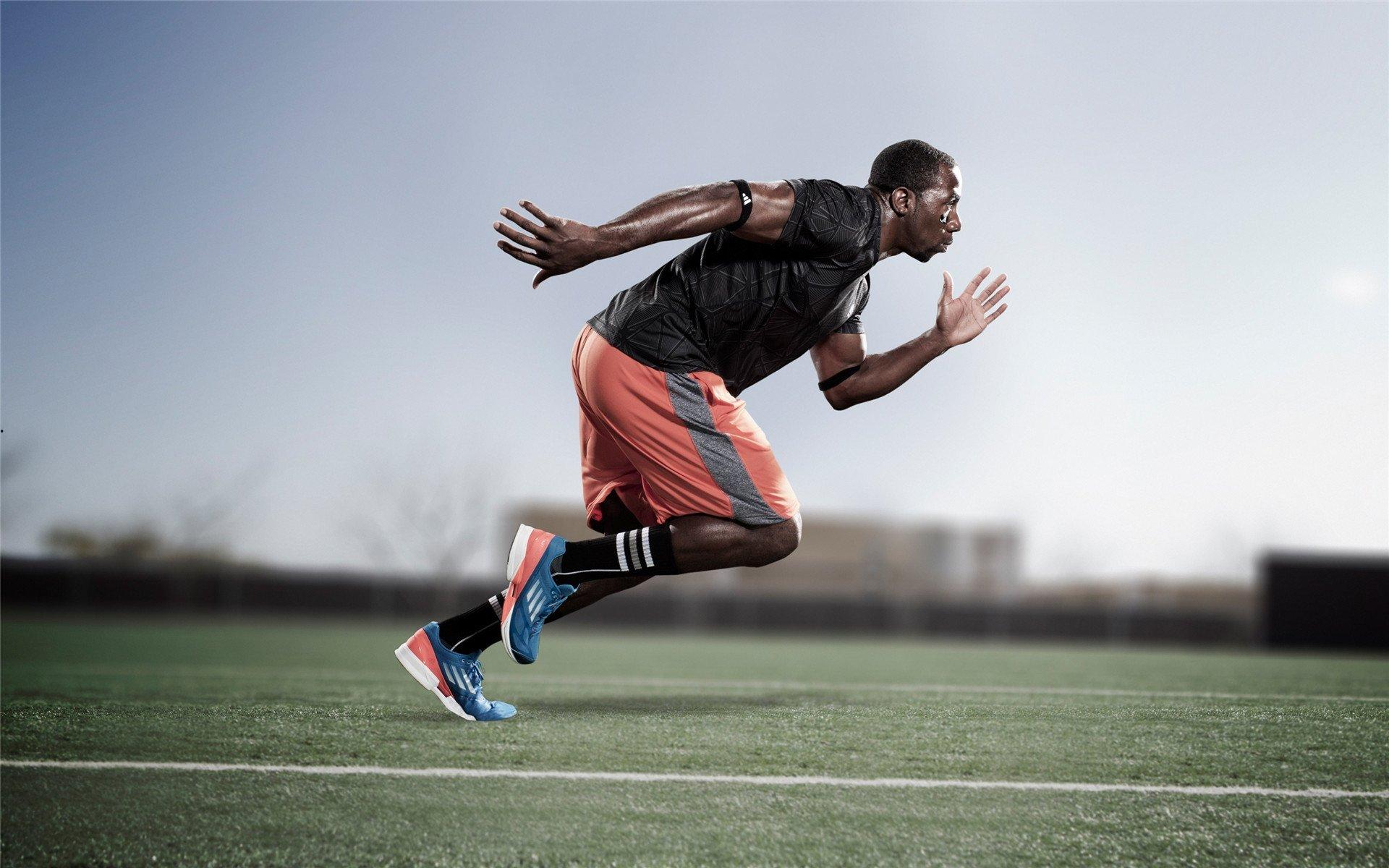 回顾足球史上最伟大的个人表演，2012年的今天，梅西缔造五子登科神话